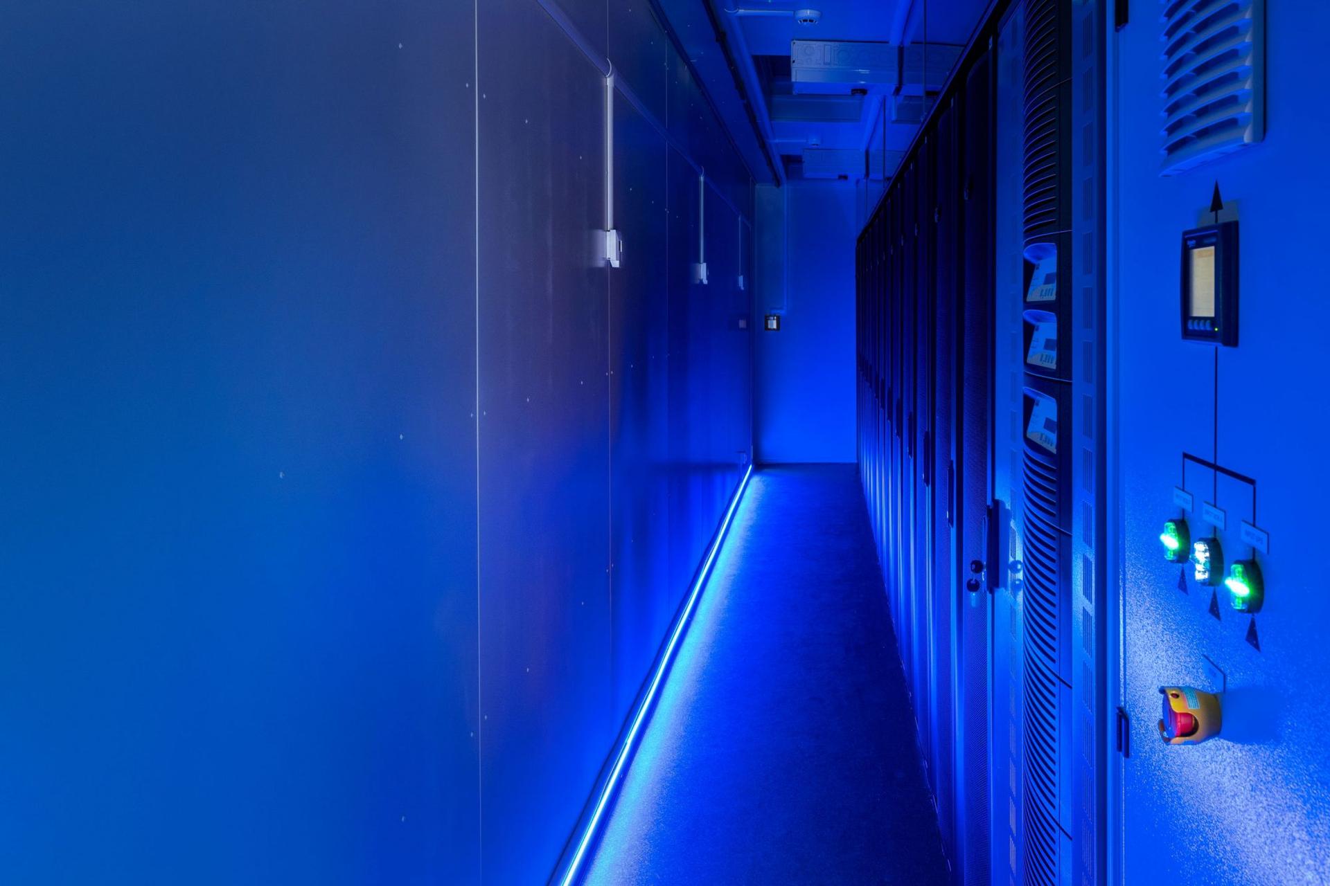 product-image-EdgeDC compound 400kW ICT