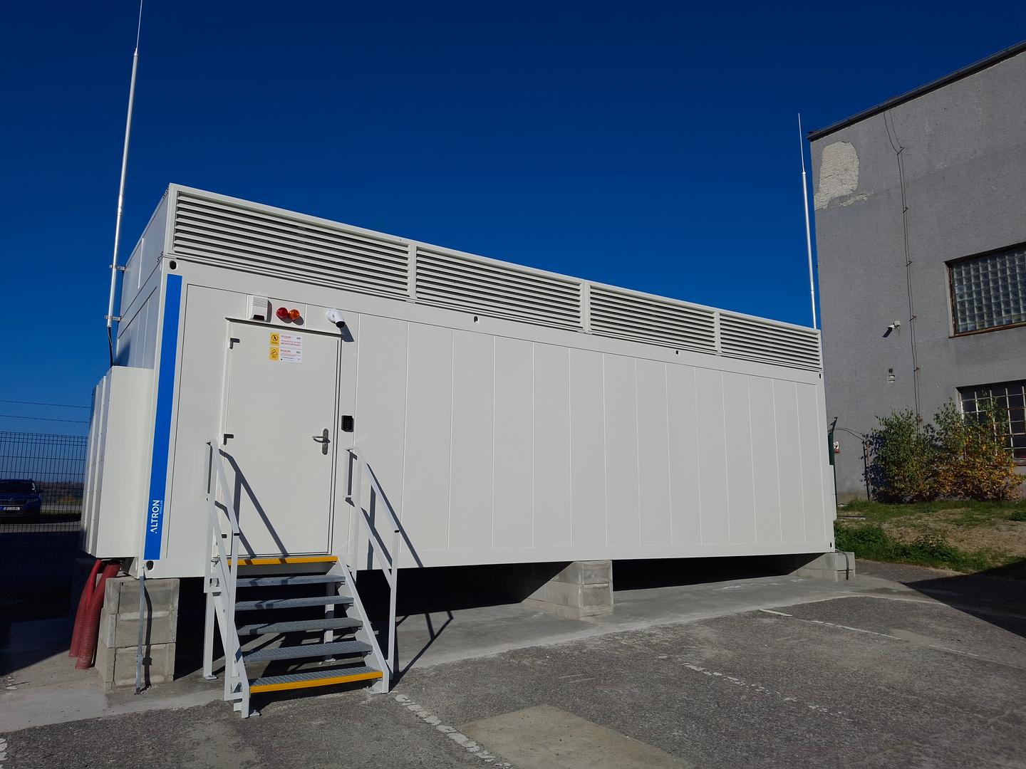 product-image-Case Study: EdgeDC Modular Data Centers for International Airports 